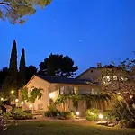 Willa Domaine Des Encourdoules Luxueuse Et Raffinee Sur Un Hectare Face A La Vallauris