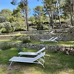 Domaine Des Encourdoules Luxueuse Et Raffinee Sur Un Hectare Face A La *