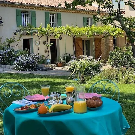 Domaine Des Encourdoules Luxueuse Et Raffinee Sur Un Hectare Face A La
