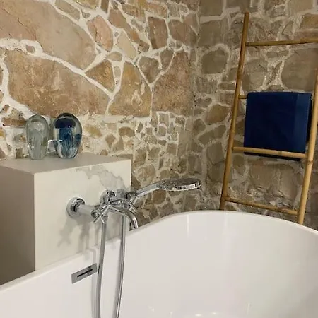 Domaine Des Encourdoules Luxueuse Et Raffinee Sur Un Hectare Face A La * Vallauris